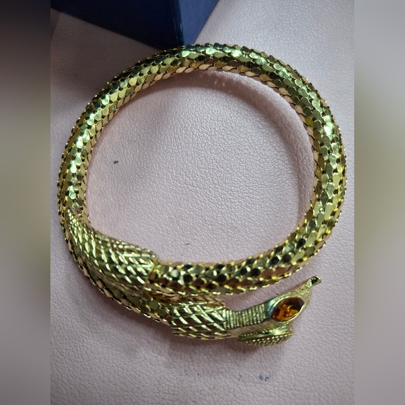 Vintage Whiting & Davis Oromesh Gold Snake Reptile Bracelet With Original Box - Picture 2 of 6